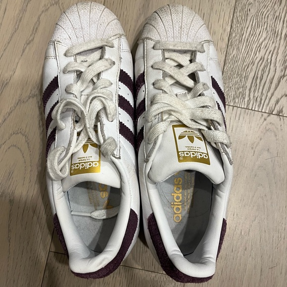 Adidas superstar size 8 US - Picture 2 of 2